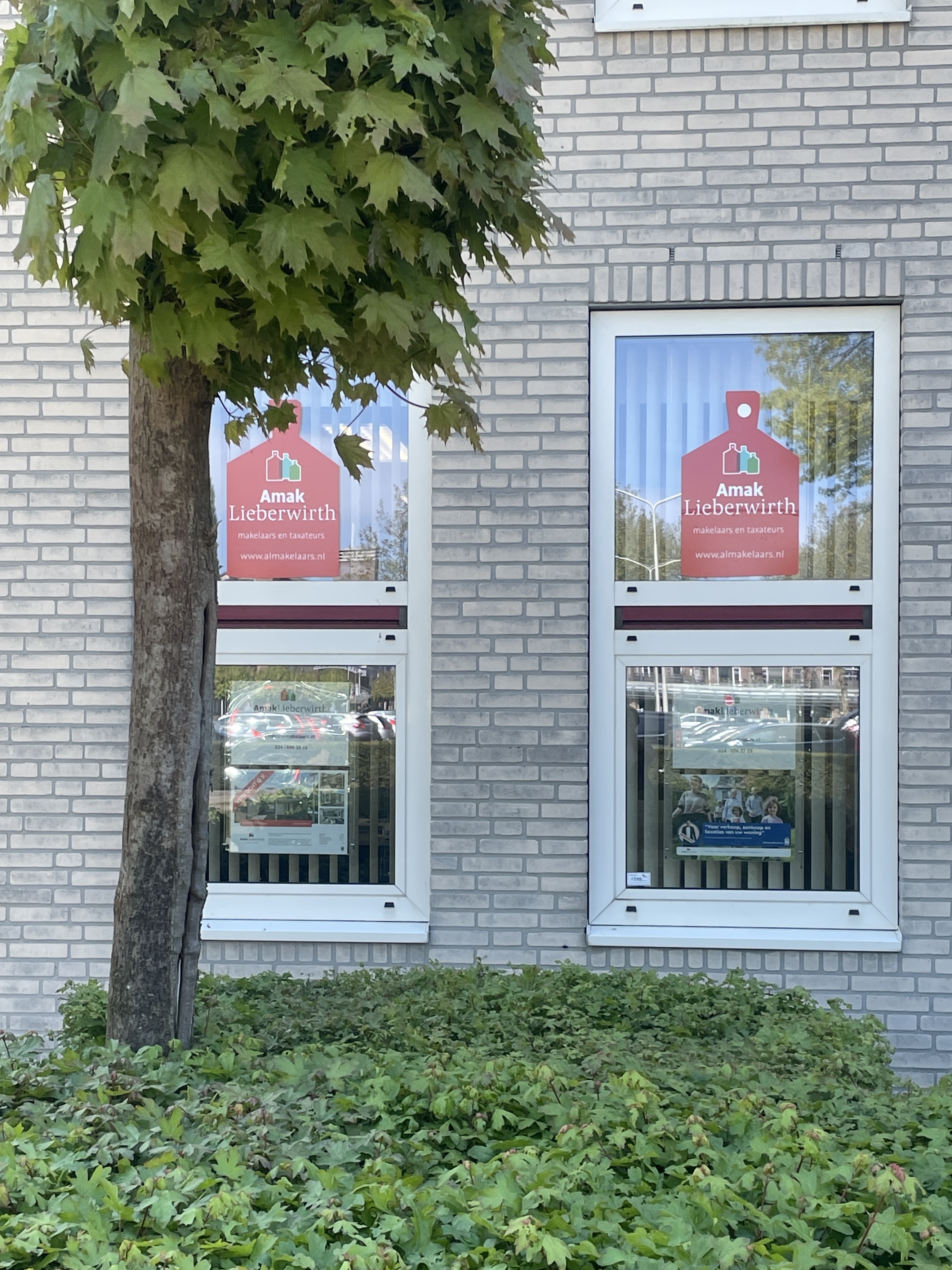 Ons kantoor aan de Groesbeekseweg 4 te Malden