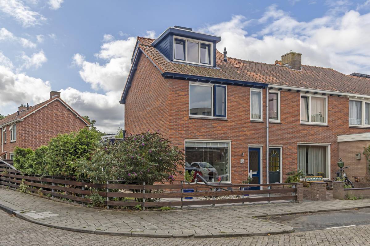 Jan van Galenstraat 12 · De Lier · foto 1 van 15