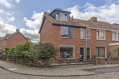 Jan van Galenstraat 12, De Lier
