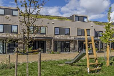 Ellen Warmondhof 15, 's-Gravenhage