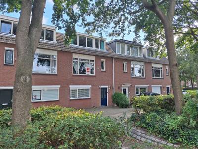 B. Thoenplantsoen 47, 's-Gravenhage